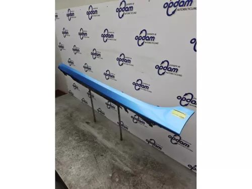 Zijskirt links-8286809