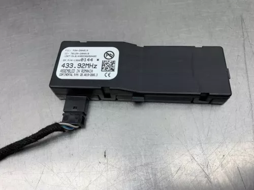 Module keyless vehicle-8338522