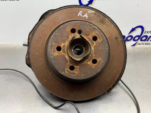 Fusee rechts-achter-8247879