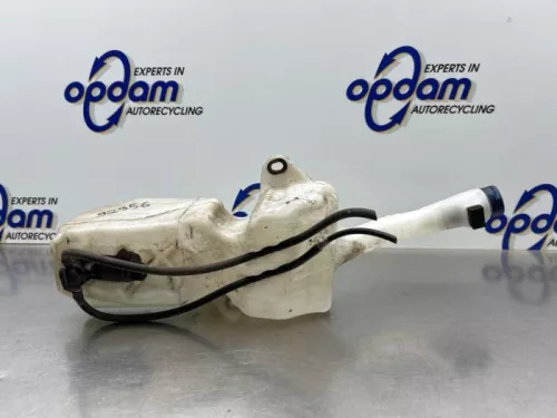 Ruitensproeiertank voor-8296152