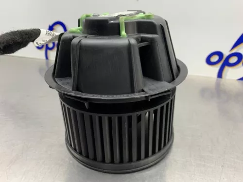 Kachel Ventilatiemotor-8244371