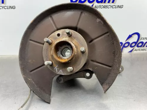 Fusee rechts-achter-8347872