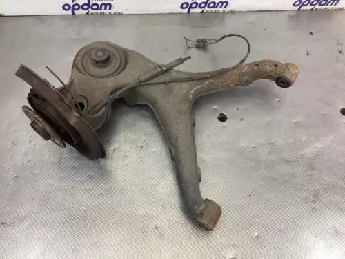 Fusee rechts-achter-8347438