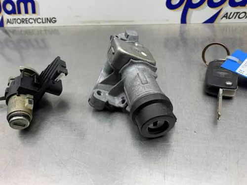 Kontaktslot+Sleutel-7618126