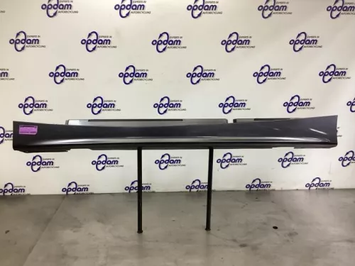 Zijskirt links-8331710