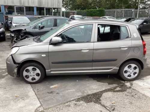 Achteras voorwielaandrijving-8092723