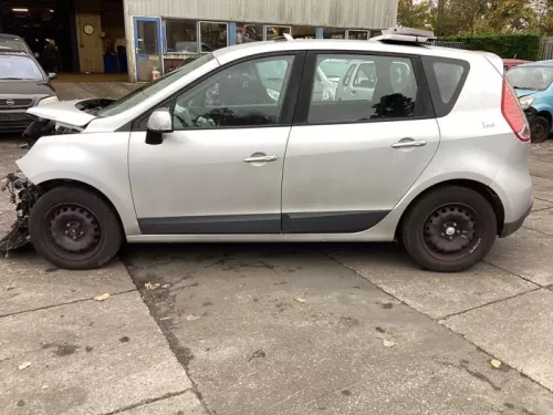 Achteras voorwielaandrijving-7928929