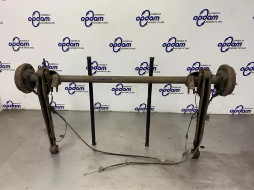 Achteras voorwielaandrijving-8310081