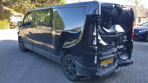 Achteras voorwielaandrijving-7873031