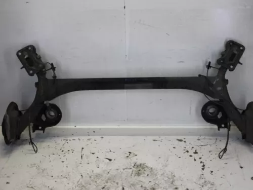 Achteras voorwielaandrijving-7736561