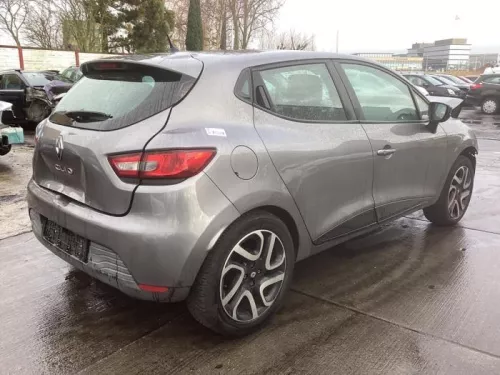 Achteras voorwielaandrijving-8283971