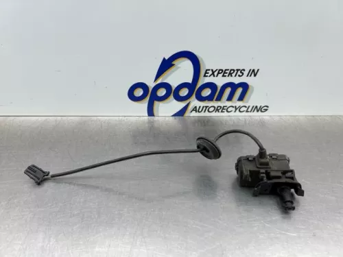 Tankklep Vergrendelingsmotor-8301366