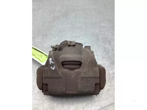 Remklauw (Tang) rechts-voor-8253599