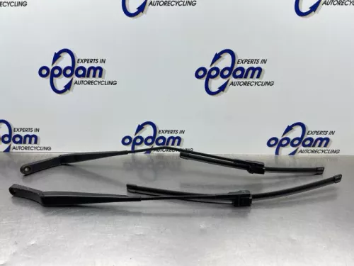 Ruitenwisserarm voor-8341574