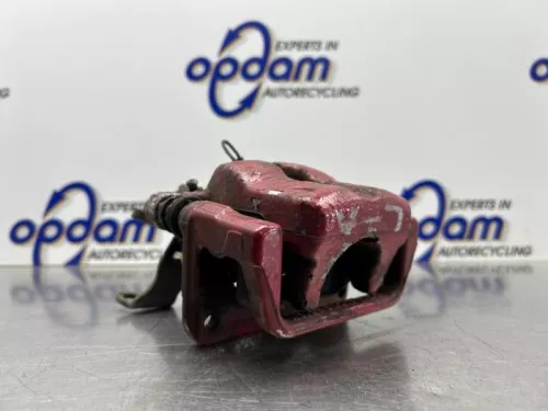 Remklauw (Tang) links-achter-8203075