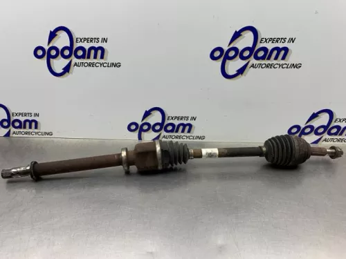 Aandrijfas rechts-voor Renault 8200618111 jh3172