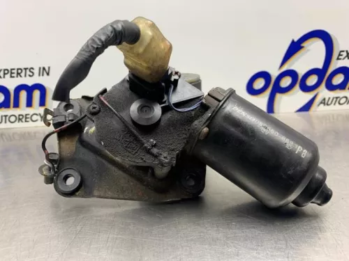 Ruitenwissermotor voor-8350808