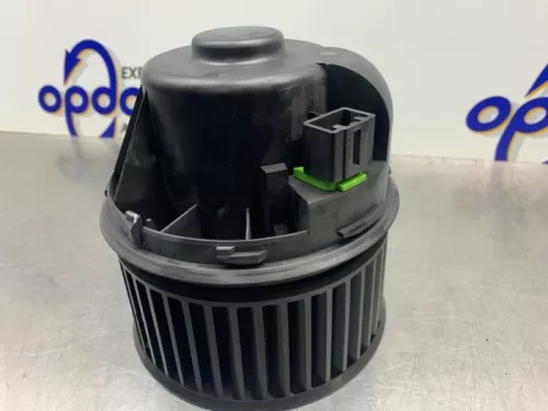 Kachel Ventilatiemotor-8264708