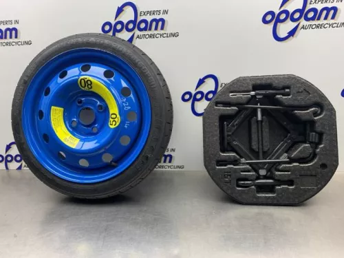 Krikset + reservewiel-8288369