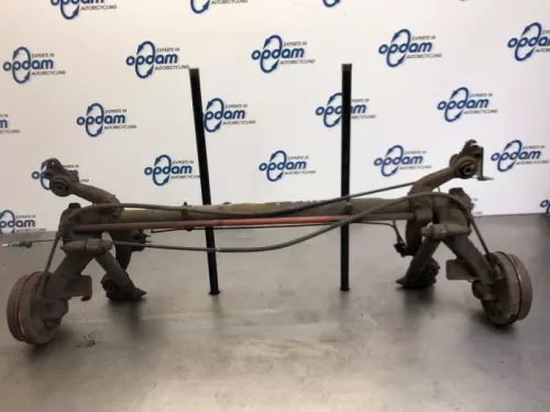 Achteras voorwielaandrijving-7608739