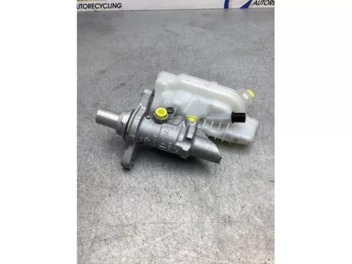 Hoofdremcilinder-7435255