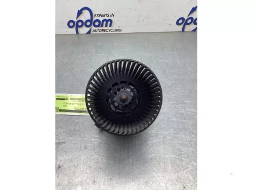 Kachel Ventilatiemotor-8285315