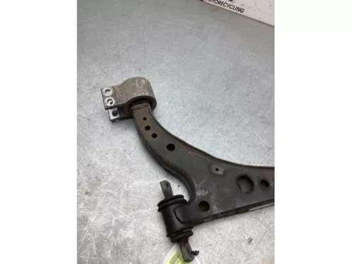 Draagarm onder links-voor-8331091