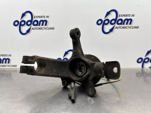 Fusee rechts-voor-8295403