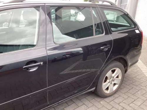 Portier 4Deurs links-achter-8343596