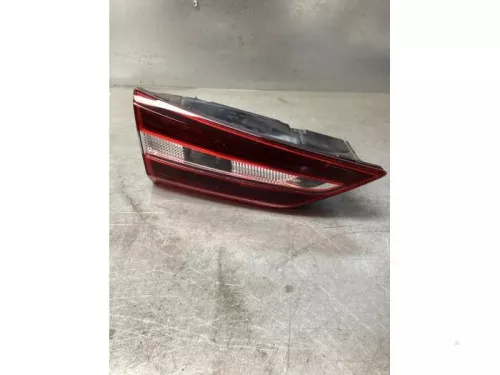 Achterlicht links-8137457