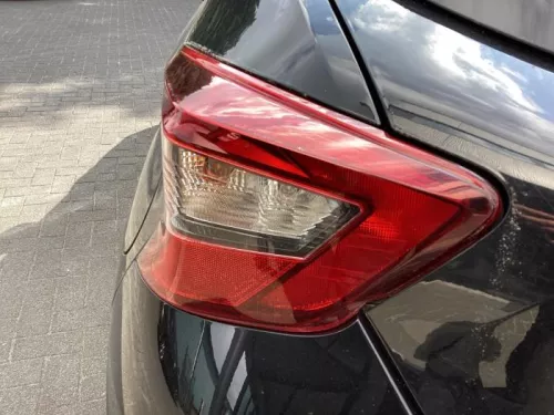 Achterlicht links-8195268