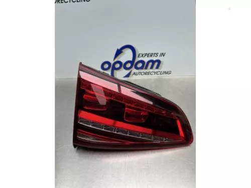 Achterlicht links-8101100