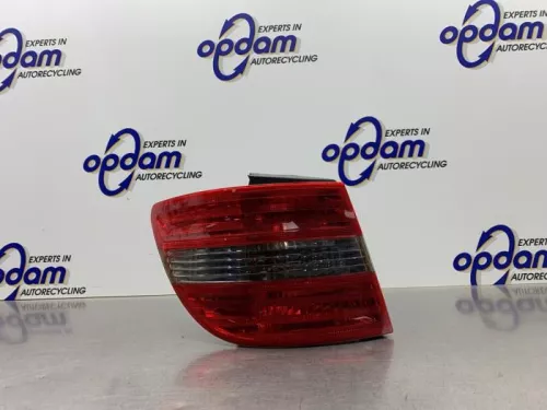 Achterlicht links-8274093