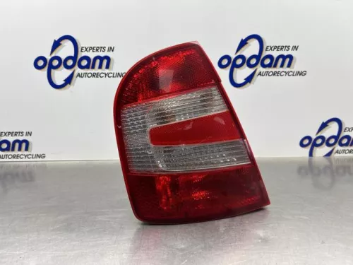 Achterlicht links-8303067