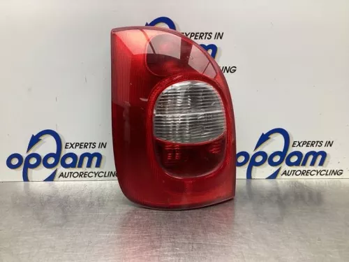 Achterlicht links-8064819