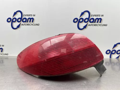 Achterlicht links-8302936