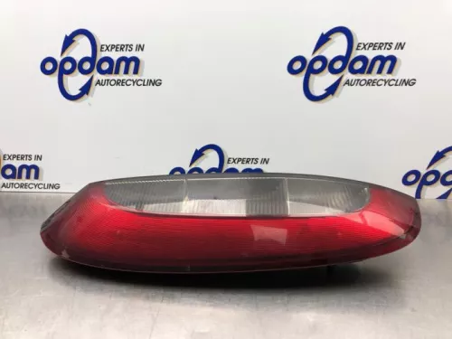 Achterlicht links-8272407