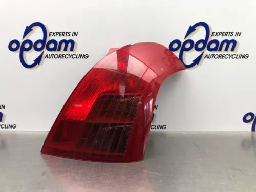 Achterlicht rechts-8200194