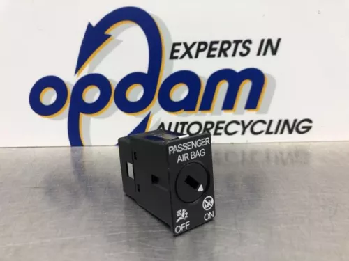 Airbag schakelaar-8101100
