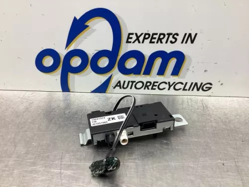 Antenne Versterker-7581084