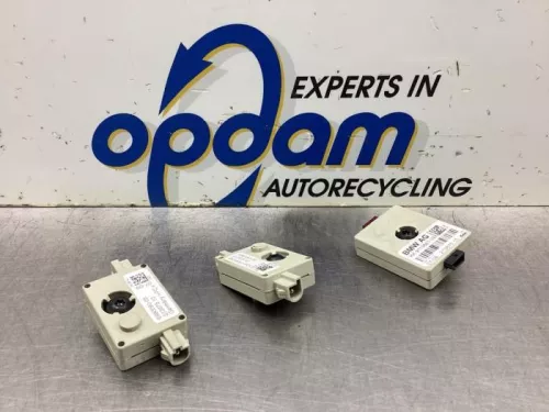 Antenne Versterker-8105105