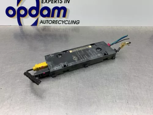 Antenne Versterker-7878179