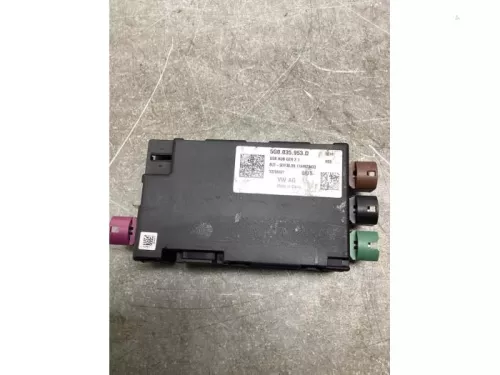 Antenne Versterker-8136589