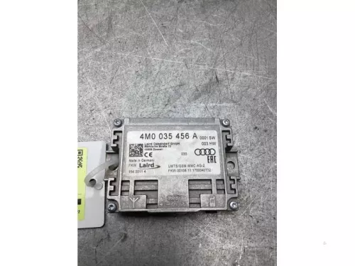 Antenne Versterker-8219515