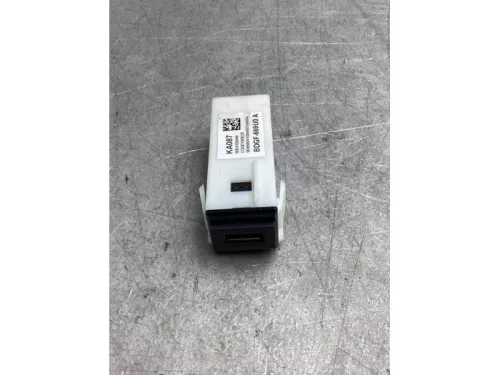 AUX/USB aansluiting-7986734