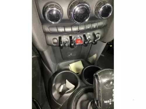 AUX/USB aansluiting-8102585