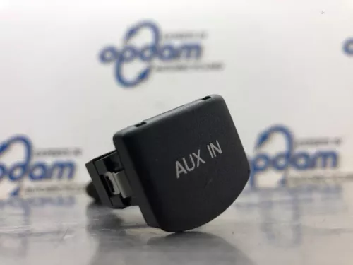 AUX/USB aansluiting-8161448