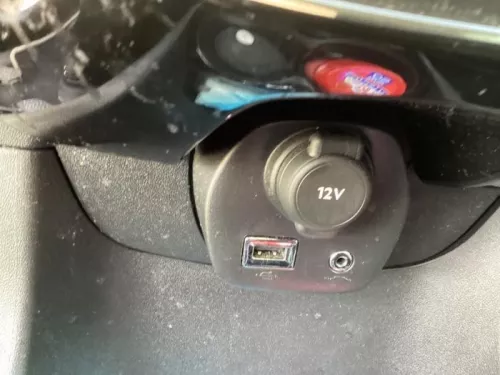 AUX/USB aansluiting-8193034