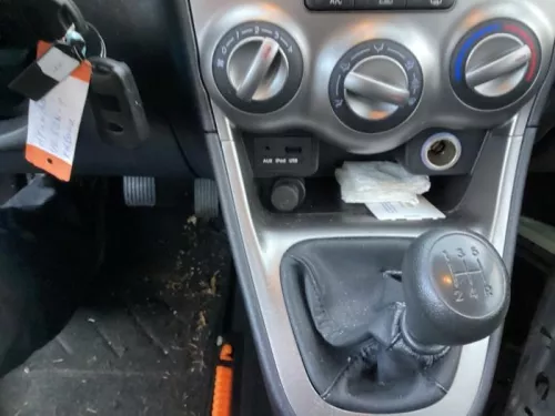 AUX/USB aansluiting-8272375