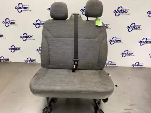 Bank rechts-voor-8203812